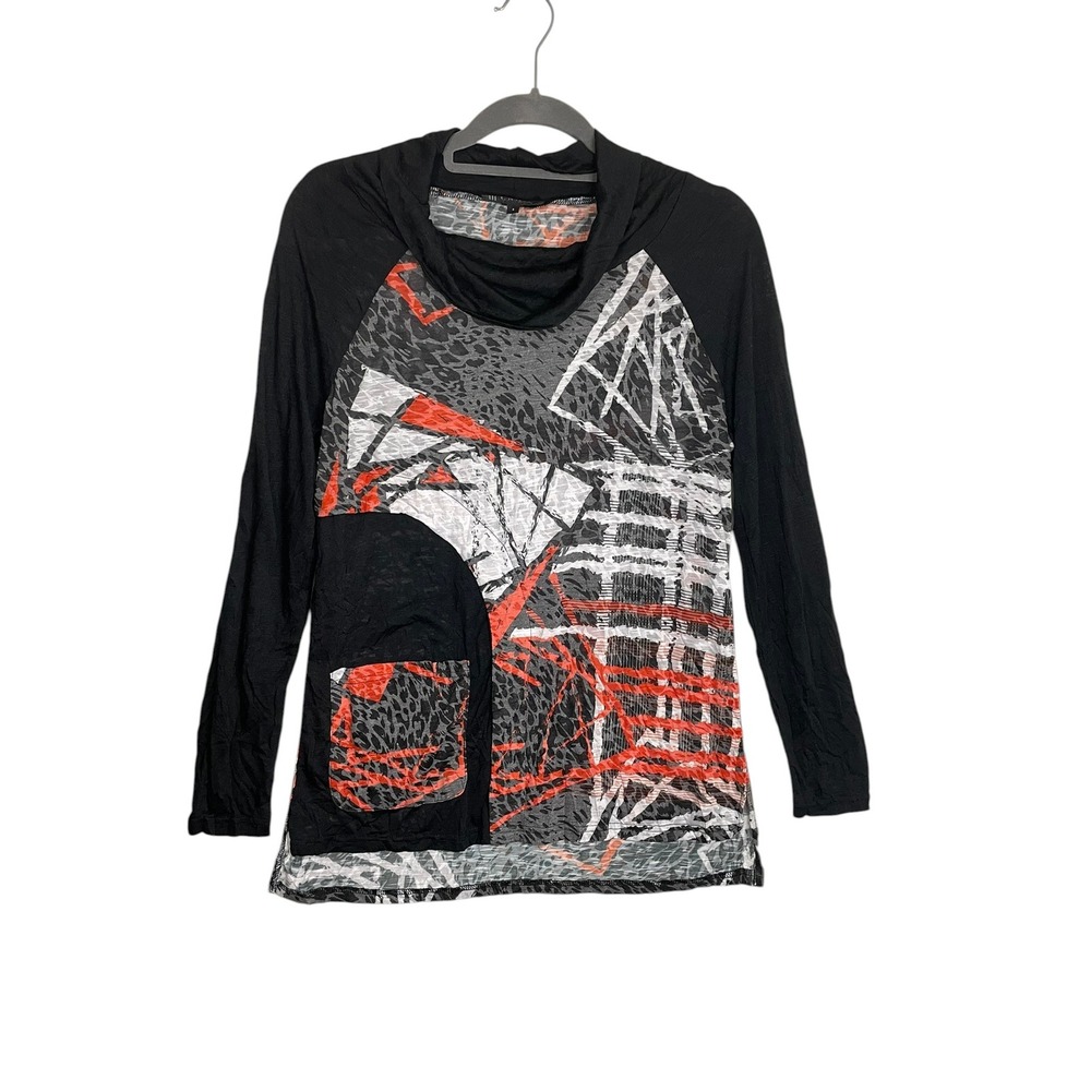 Carine Size Small Goth Lagenlook Abstract Art Animal Print Cowl Neck Tunic Top